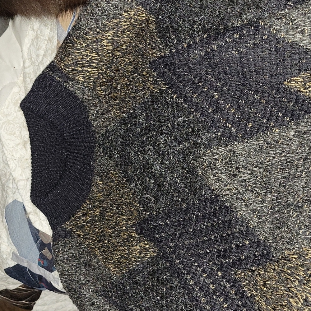 Men's sweater